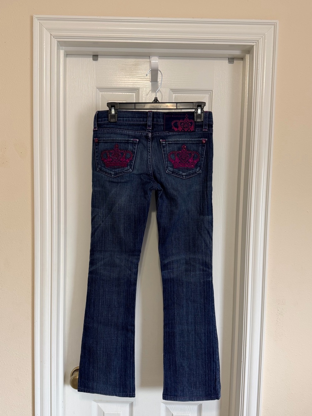 Rock & Republic Victoria Beckham Pink Crystal Crown Jeans - Picture 10 of 10